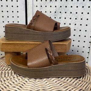 Brown Platform Slide Sandals - Women's Casual Comfort